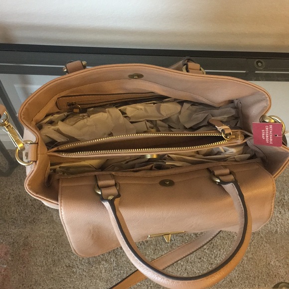 Merona Purse - Picture 4 of 5